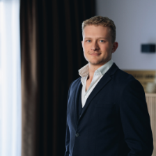 Raphael Diener, Finanzbuchhalter
