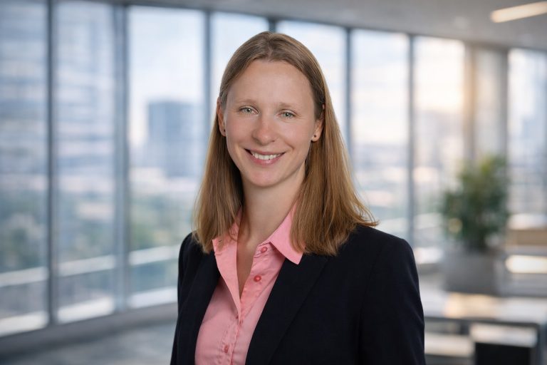 Dr. Jeannine Dinnebier